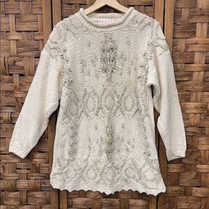 Vintage Hand Embroidered Cozy Cream Knit Sweater Sz L